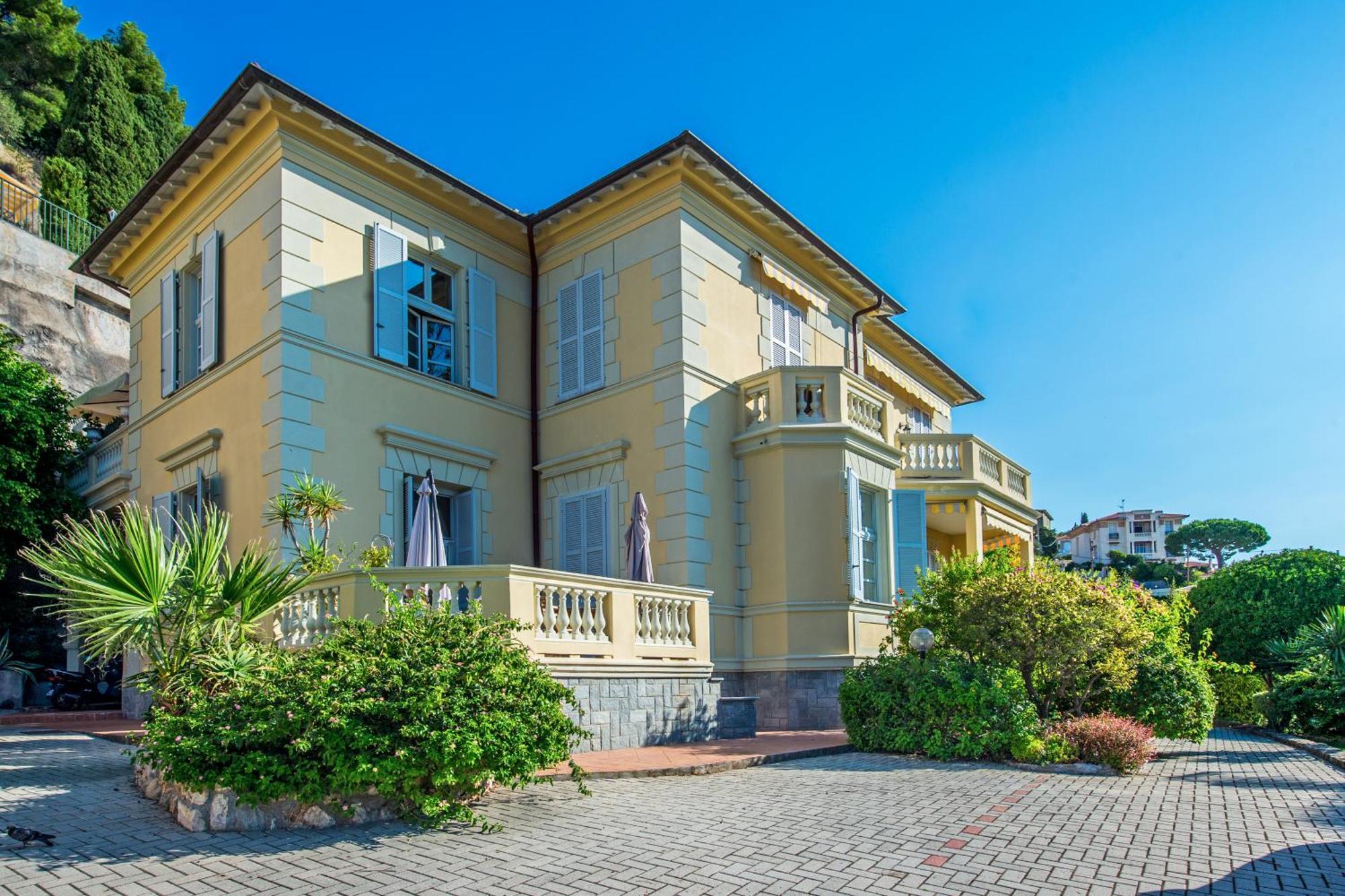 Oliviers -Agreable 2 Pieces Dans Maison Bourgeoise Menton Luaran gambar